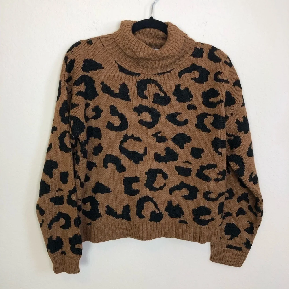 New Cotton Emporium Patterned Turtleneck Sweater in Brown Leopard